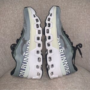 On Running cloudmonster 2 running shoes mineral/aloe colorway size 7.5 #Sneaker
